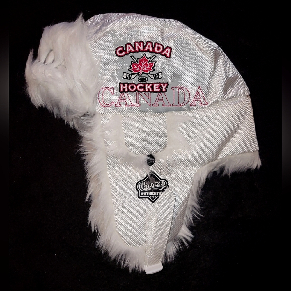 Canada PWHL Hockey Choko Authentics White Women's Trapper Hat (Unisex) NWT
